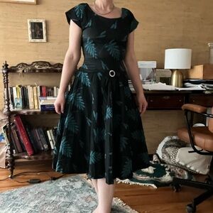 Vintage 1950s Van San Black Green Satin Fern Embroidered Dress Rhinestone Belt